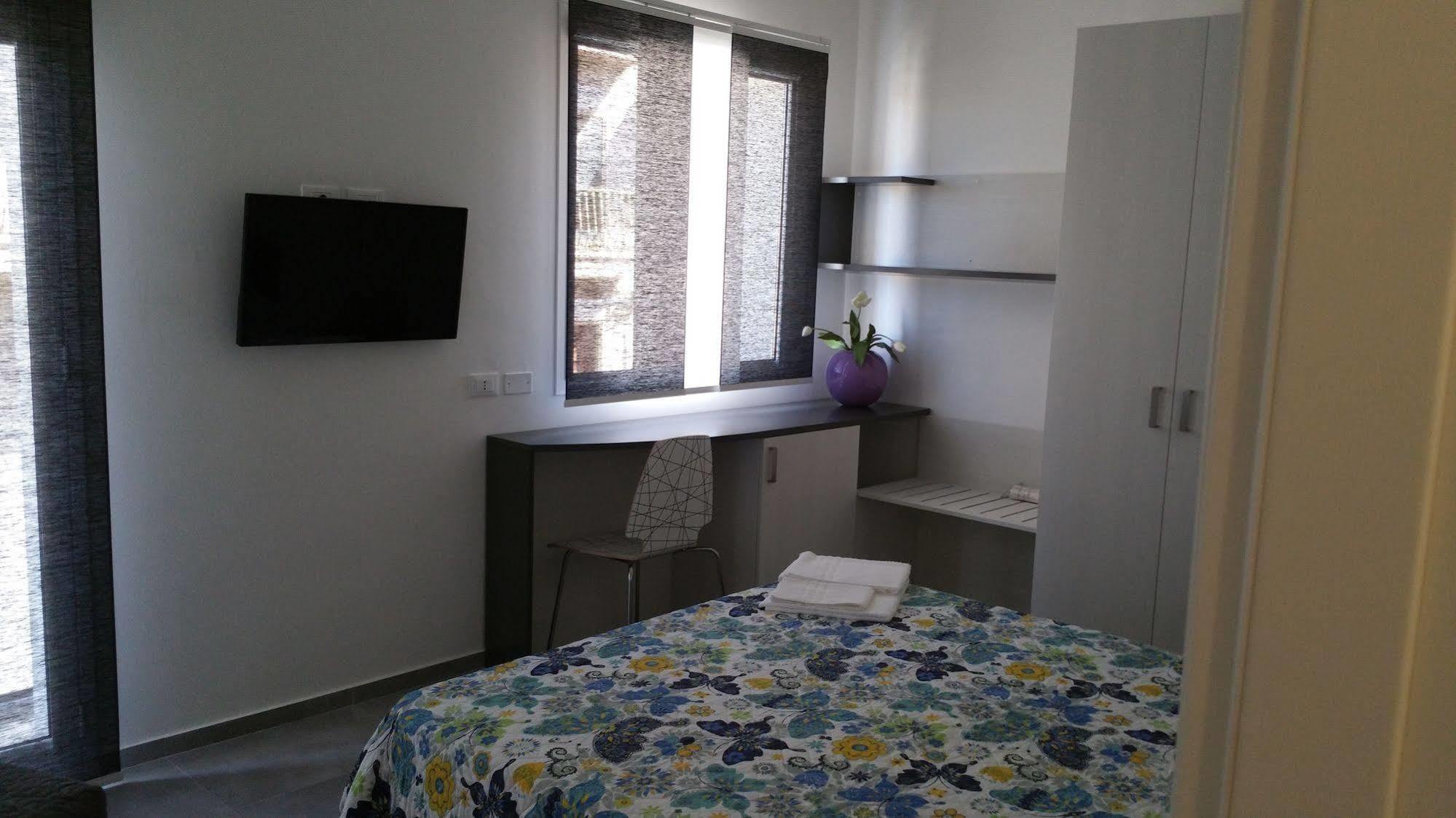 La Terrazza B&B Комизо Екстериор снимка