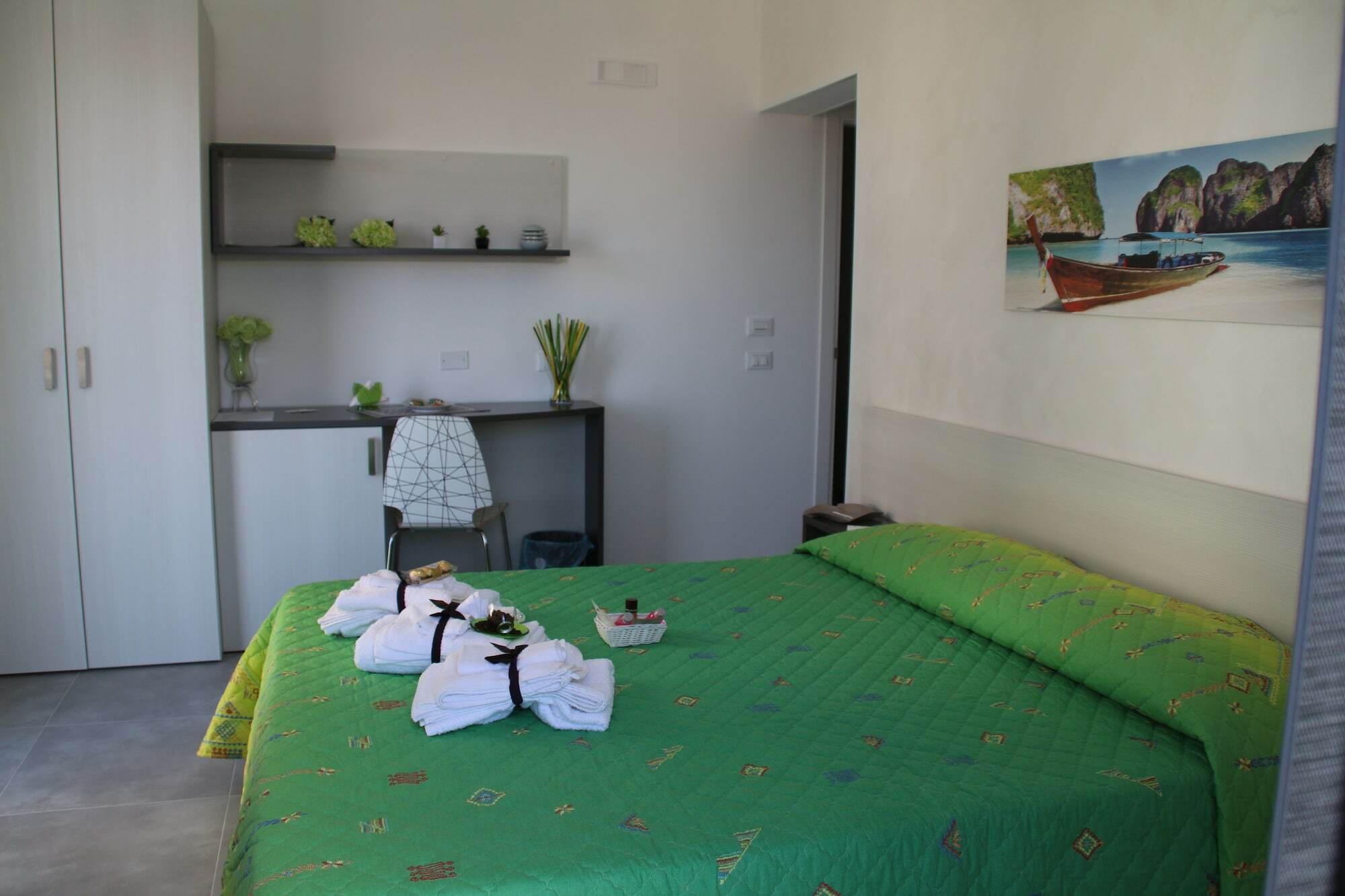 La Terrazza B&B Комизо Екстериор снимка